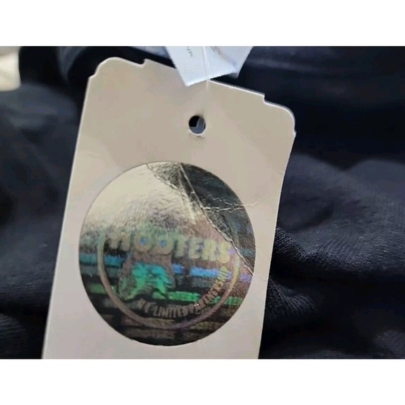 VTG NWT Hooters Owl Skull Graphic Print Black T-Shirt Men's XL Rare - Picture 13 of 16